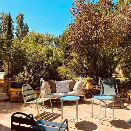 Clos Labellie - Et D'hotes A Saint-emilion Bed and Breakfast 4*