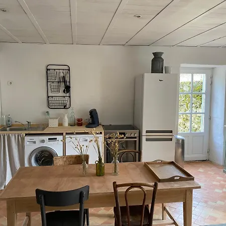 Clos Labellie - Et D'hôtes à Saint-emilion Bed & Breakfast 4*